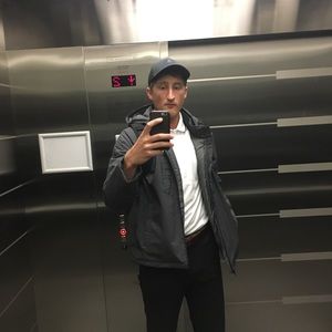 Meet your Posher, Derek